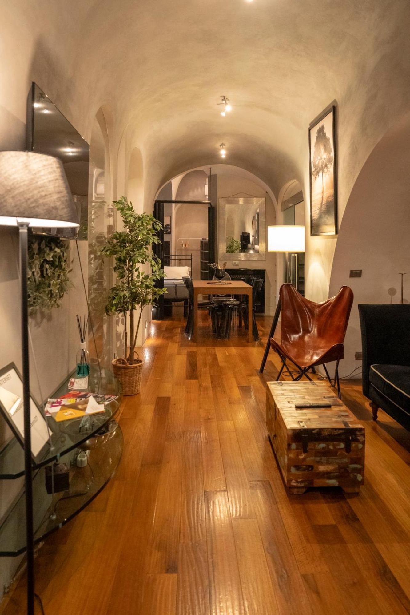 Domus Ciancaleoni - Colosseum - Rione Monti ローマ エクステリア 写真