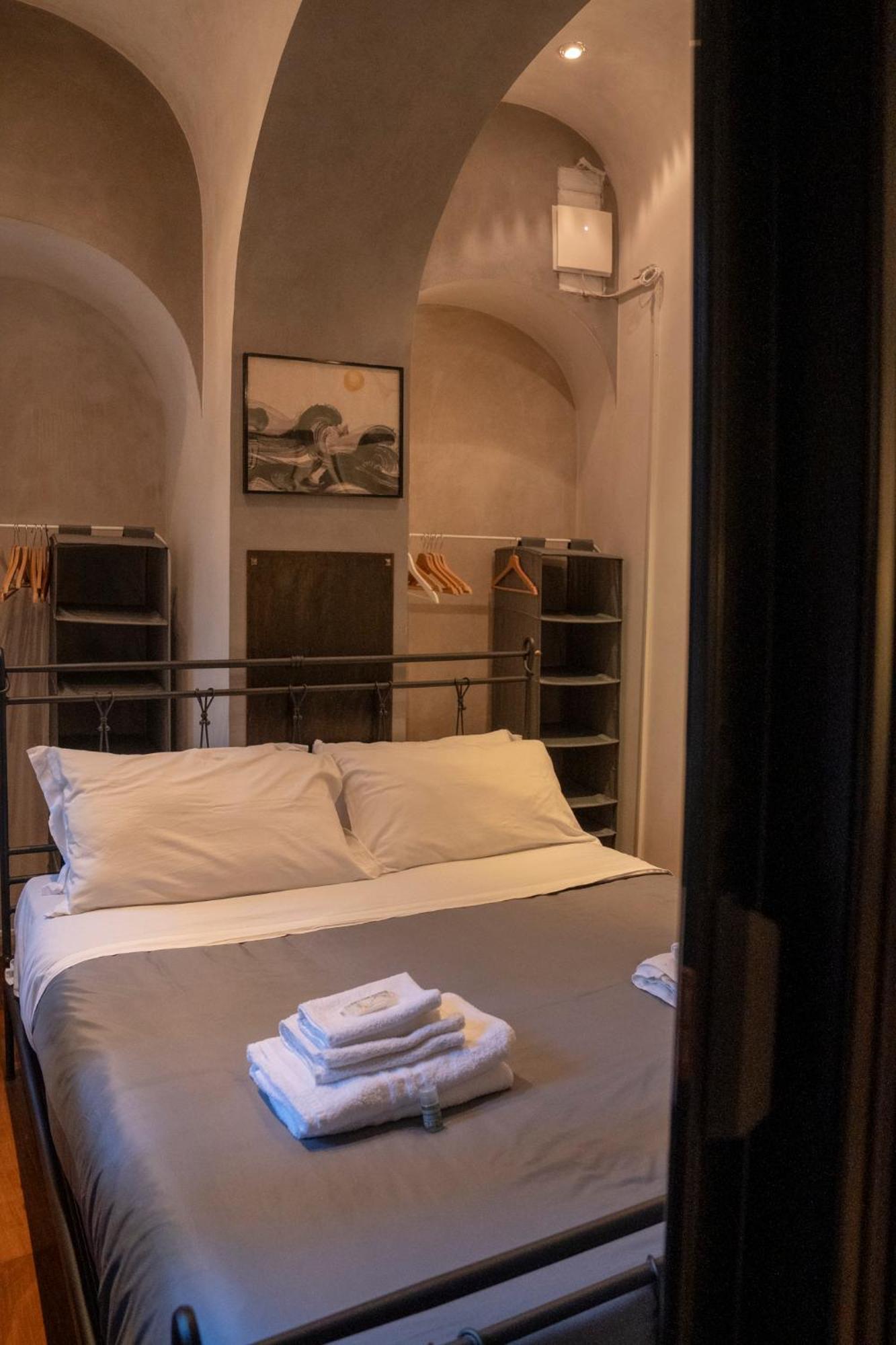 Domus Ciancaleoni - Colosseum - Rione Monti ローマ エクステリア 写真
