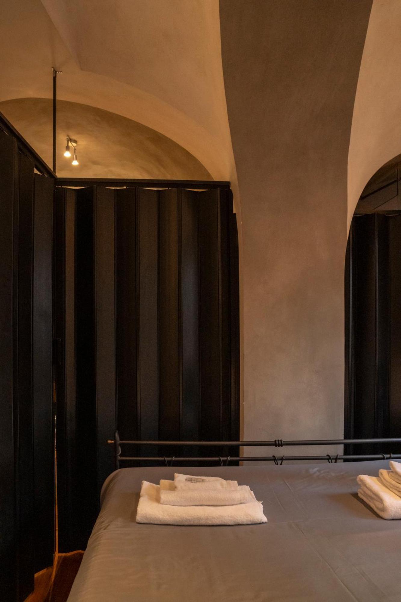 Domus Ciancaleoni - Colosseum - Rione Monti ローマ エクステリア 写真